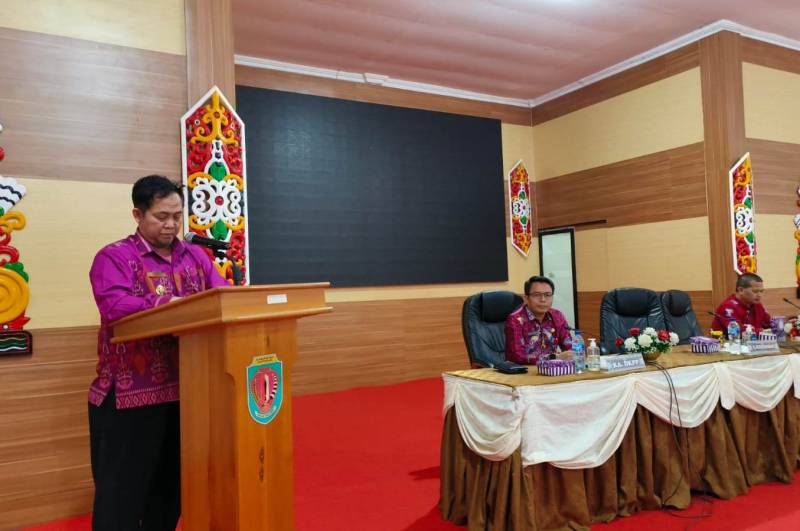 Pj. Bupati Buka Pertemuan Forum Petani Sawit Swadaya Katingan Tahun 2024