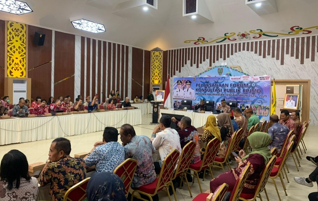 Plt Sekda Kalteng Buka Forum Konsultasi Publik Rancangan Awal RPJMD Tahun 2025-2029