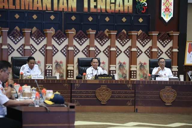 Gubernur Gelar Pertemuan Lingkungan Pemprov Kalteng
