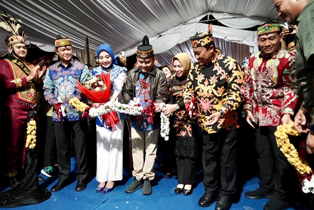 Gubernur Kalteng Resmi Buka Kalteng Expo 2025, Dukung UMKM, Promosikan Produk Lokal, dan Perluas Peluang Investasi