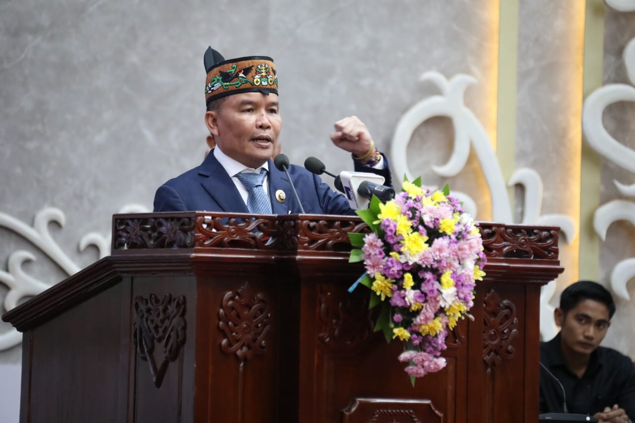 Gubernur Sampaikan Pidato Tentang Visi dan Misi