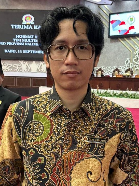 Kerusakan Jalan Berdampak Pada Perputaran Ekonomi
