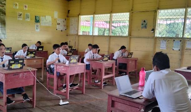 Inovasi Penilaian: Google Form sebagai Lompatan Baru dalam Sumatif di SMPN 4 Tewang Sangalang Garing