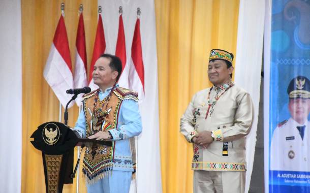 Gubernur Tekankan Pemerataan Pembangunan
