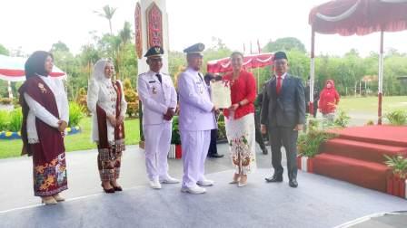 Bupati Saiful Terima Sertifikat Tanah Aset Pemerintah Daerah Kabupaten Katingan