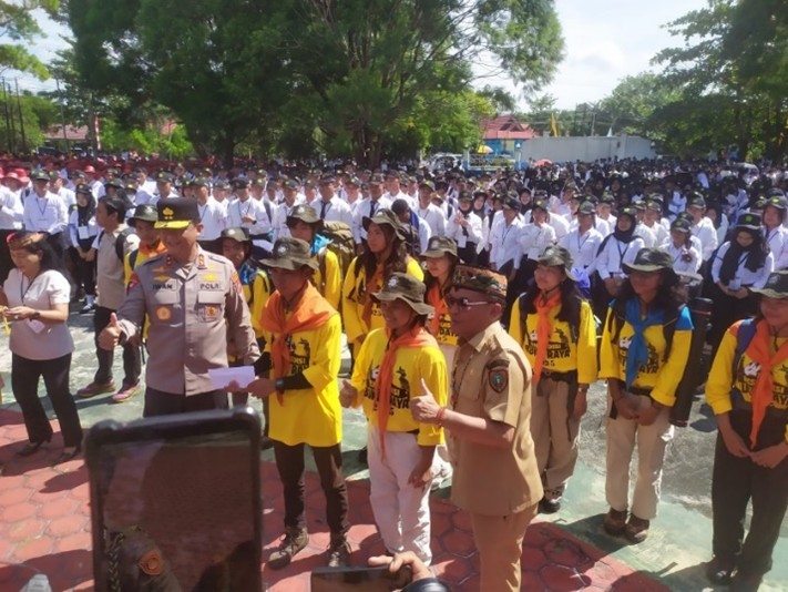 Gubernur Kalteng Lepas Tim Ekspedisi Mapala FEB UPR