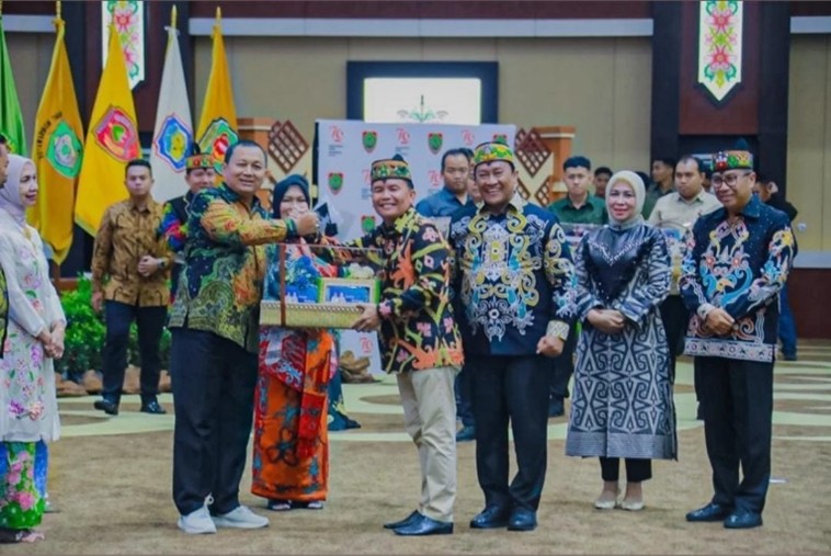 Gubernur Kalteng Apresiasi Kinerja Kajati Lama dan Sambut Kajati Baru