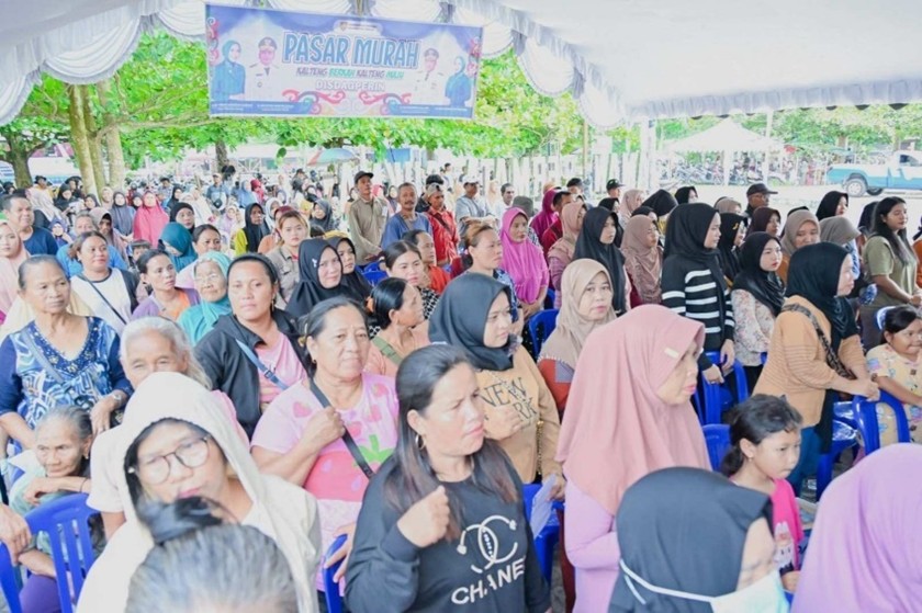 Pasar Murah Pemprov Kalteng, 2.000 Paket Sembako Dibagikan Gratis