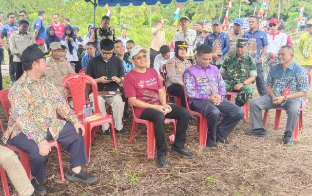 Bupati dan Wabup Dampingi Dirjen Saintek Kemendiksti RI Tinjau Calon Lokasi Sekolah Unggul di Katingan